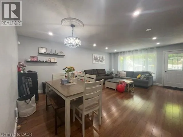 15 GREEN VALLEY Drive Unit# 1, #1