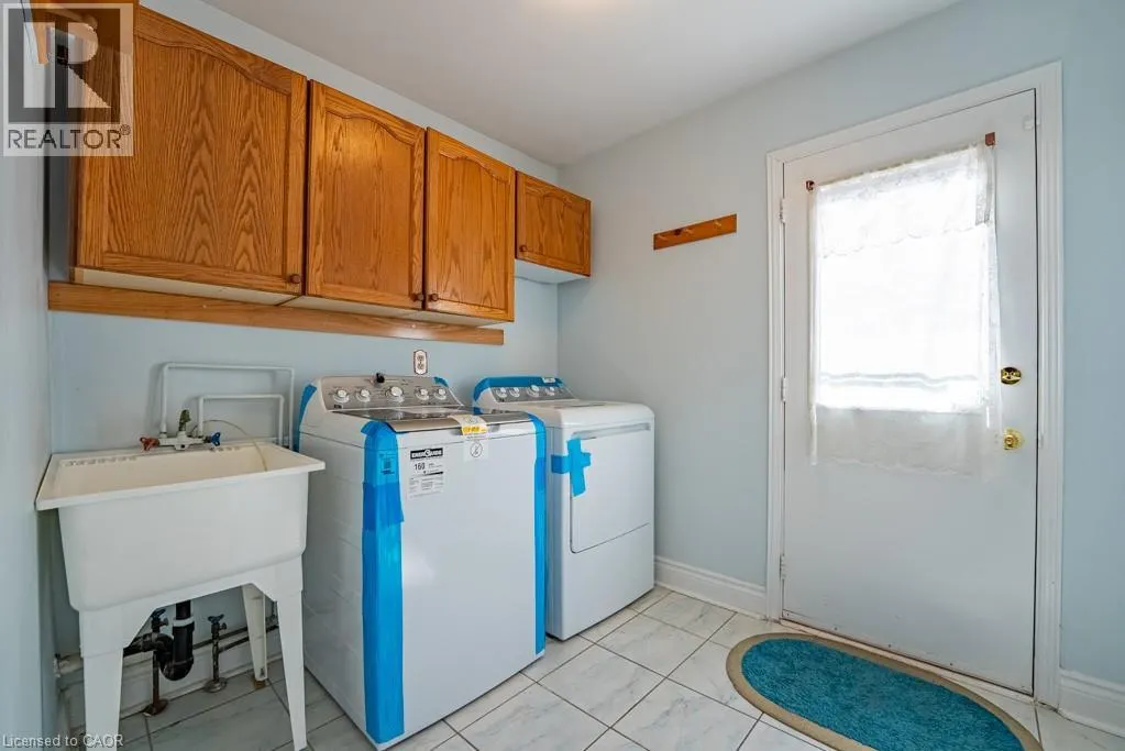 3036 SWANSEA Drive