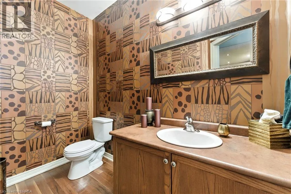 655 PARK Road N Unit# 2, #2