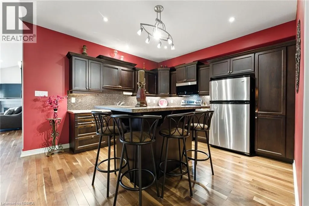 655 PARK Road N Unit# 2, #2