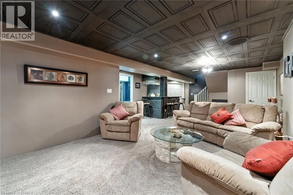 655 PARK Road N Unit# 2, #2