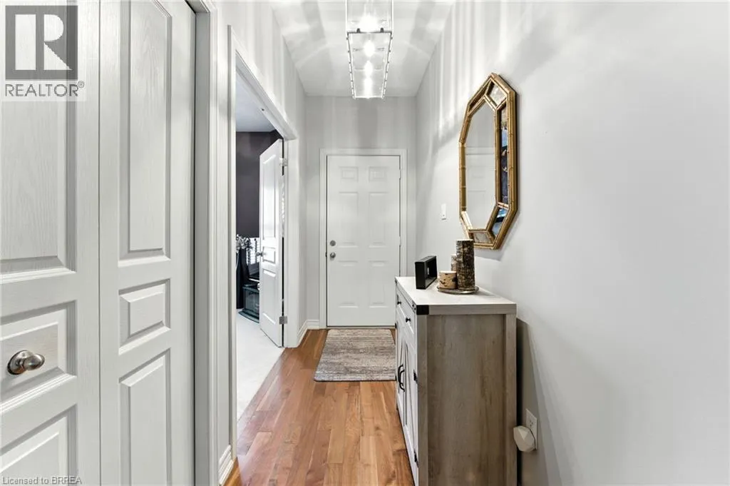 655 PARK Road N Unit# 2, #2