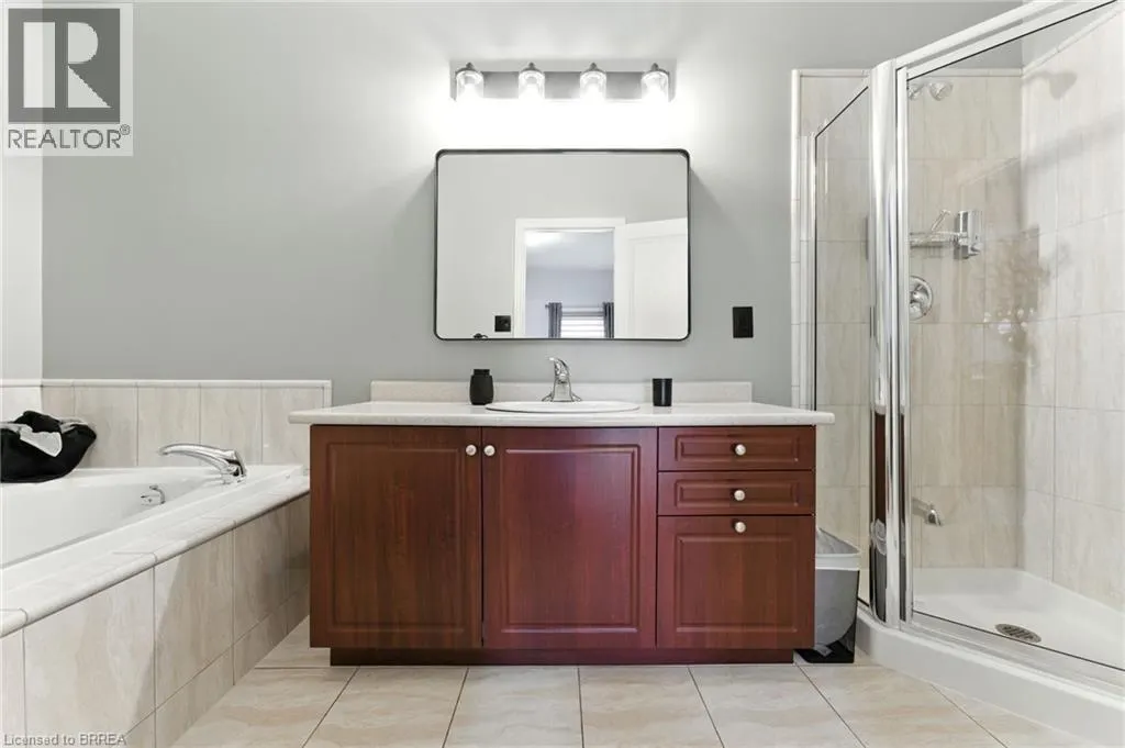 655 PARK Road N Unit# 2, #2