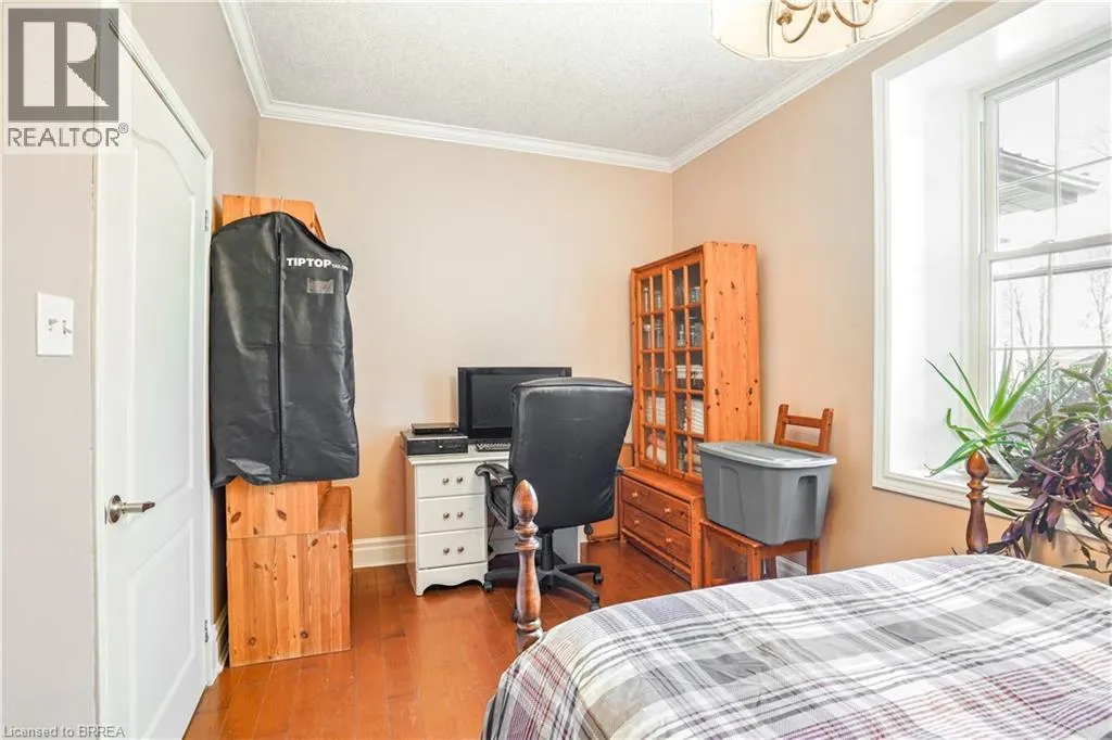 899 KEG Lane