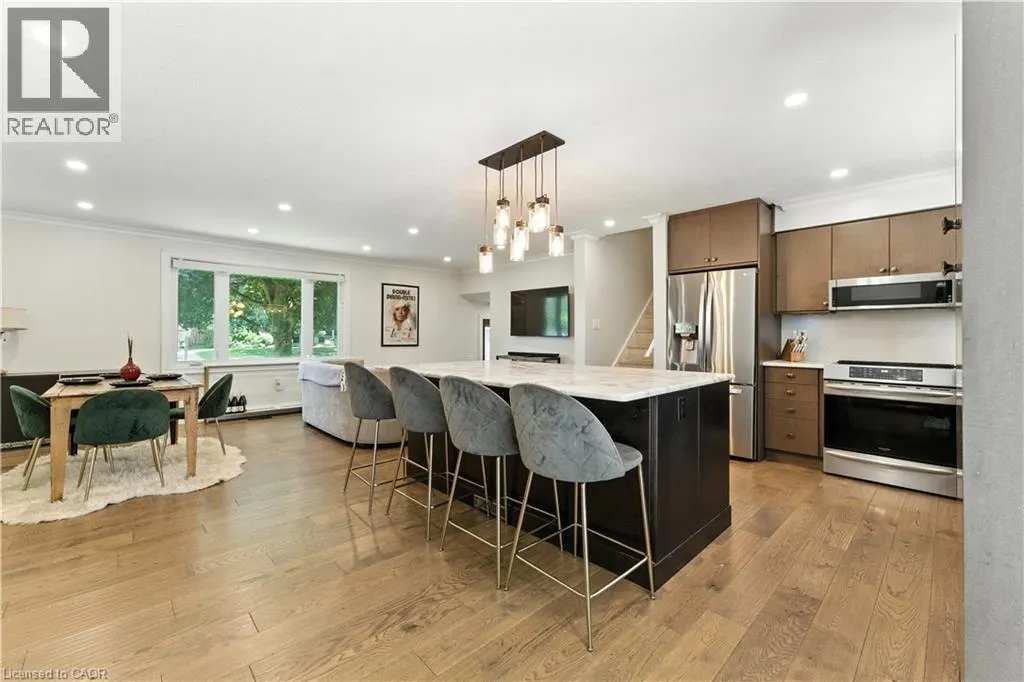 124 SOUTHWOOD Drive