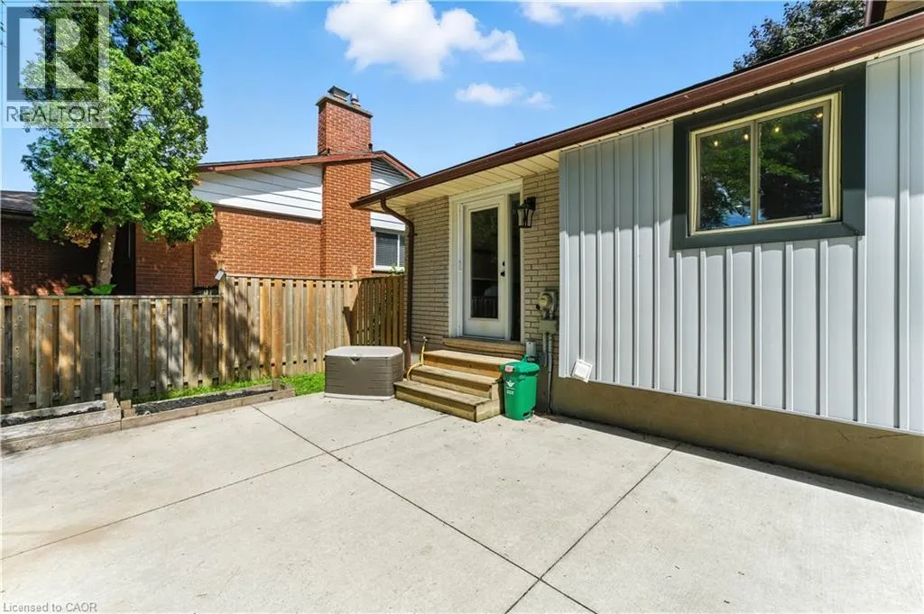 124 SOUTHWOOD Drive