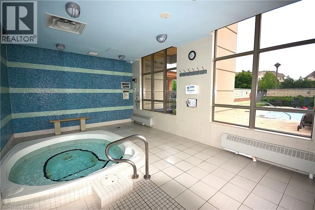 113 GEORGIAN Drive Unit# 19, #19