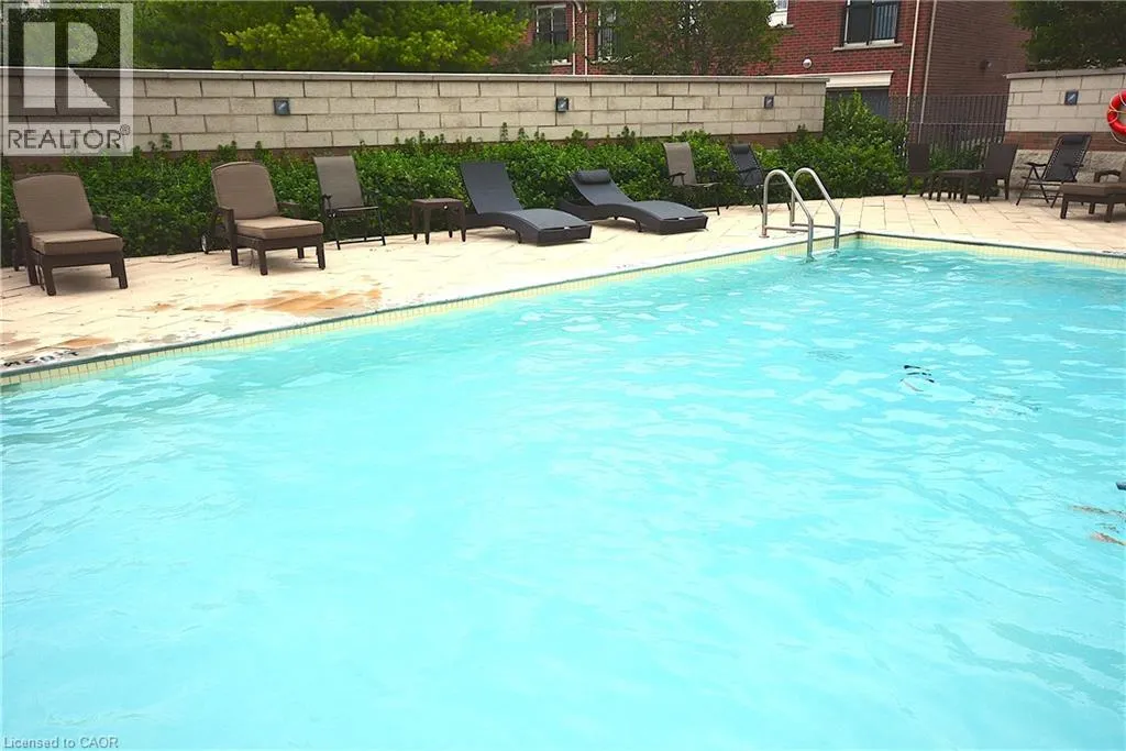 113 GEORGIAN Drive Unit# 19, #19