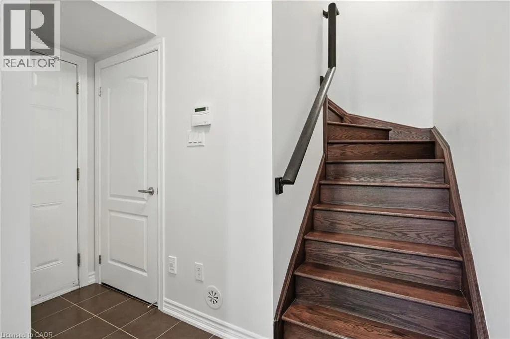 2570 GRAND OAK Trail