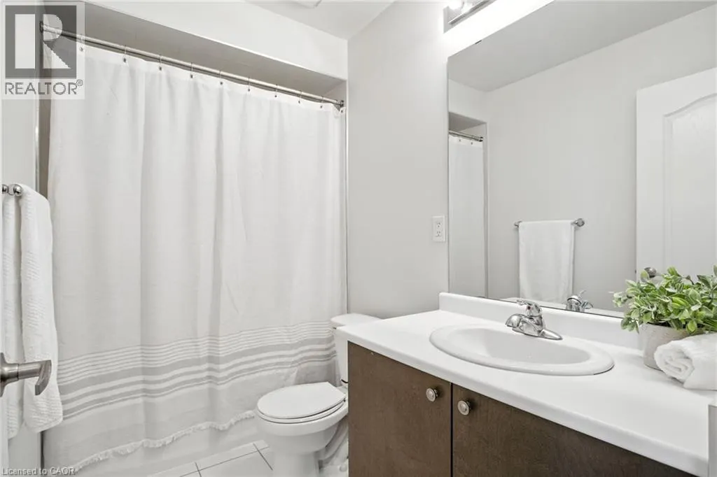 2570 GRAND OAK Trail