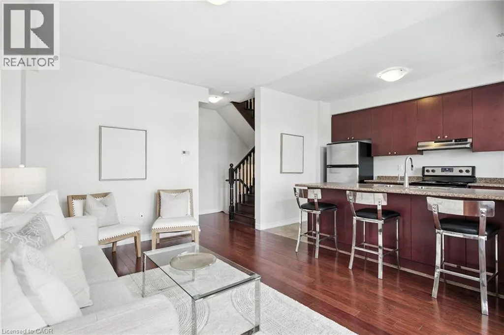 2570 GRAND OAK Trail
