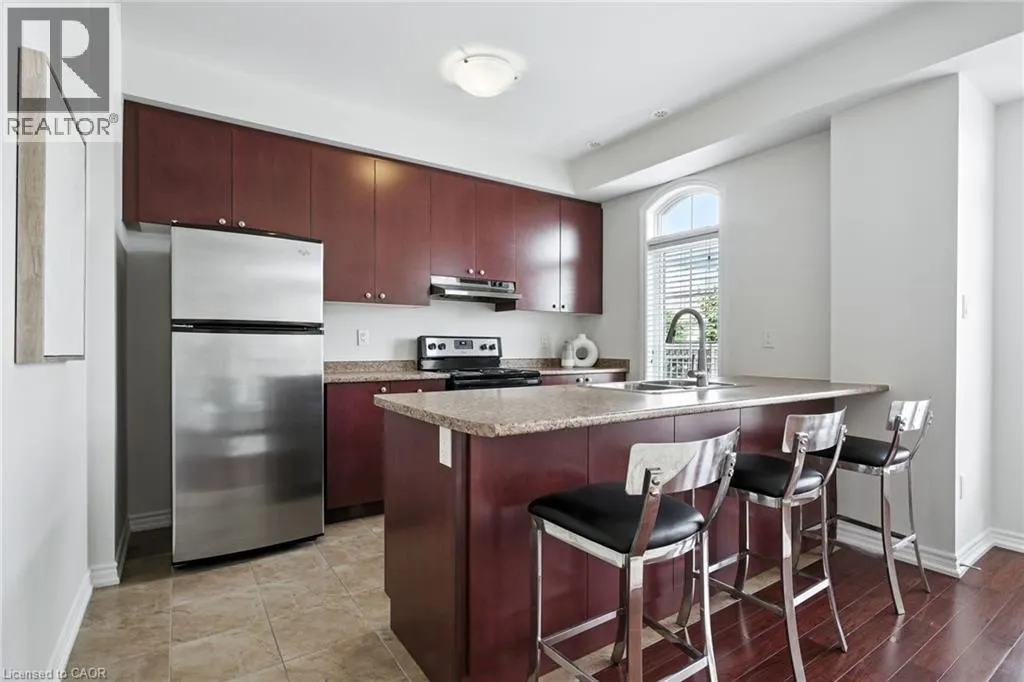 2570 GRAND OAK Trail