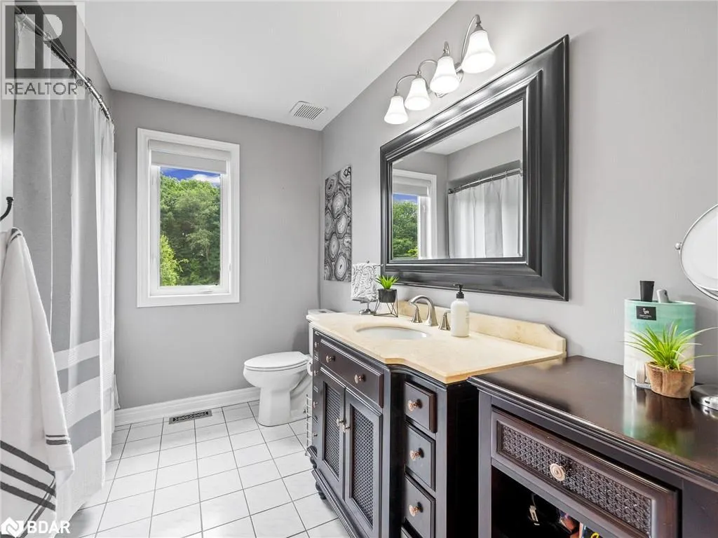 10 FOREST RIDGE Crescent