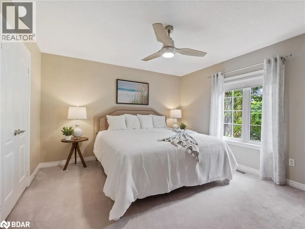 10 FOREST RIDGE Crescent