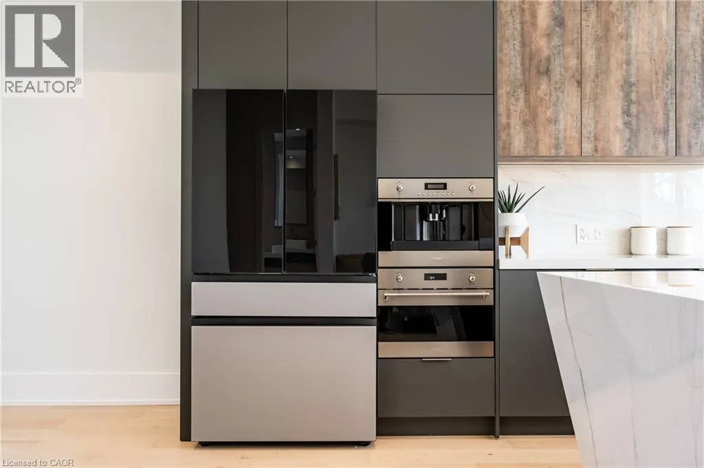 25 SHADYSIDE Avenue Unit# A, #A