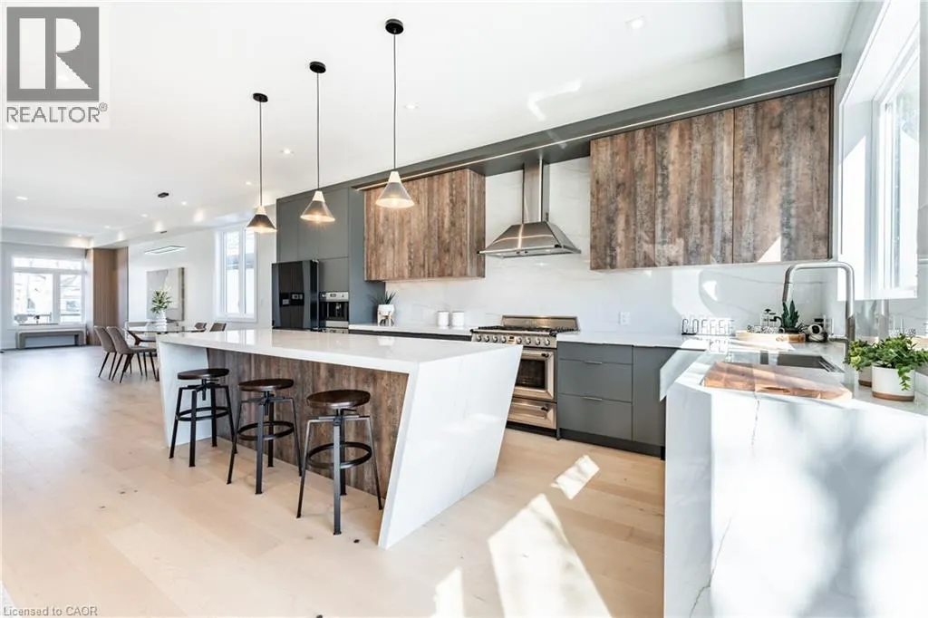 25 SHADYSIDE Avenue Unit# A, #A