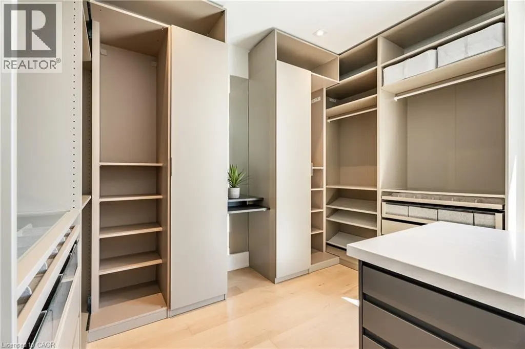 25 SHADYSIDE Avenue Unit# A, #A