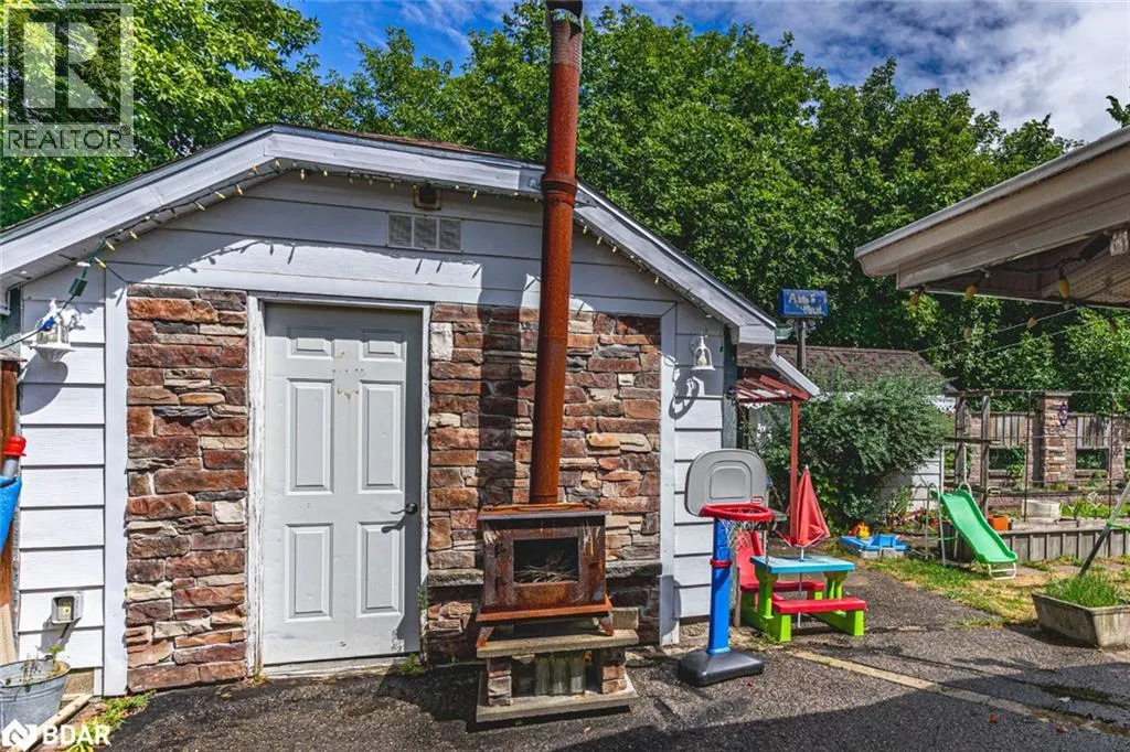 42 MILL Street