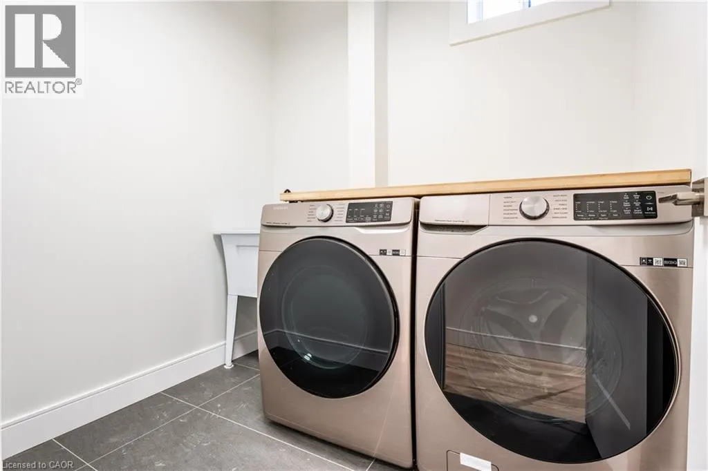 25 SHADYSIDE Avenue Unit# B, #B