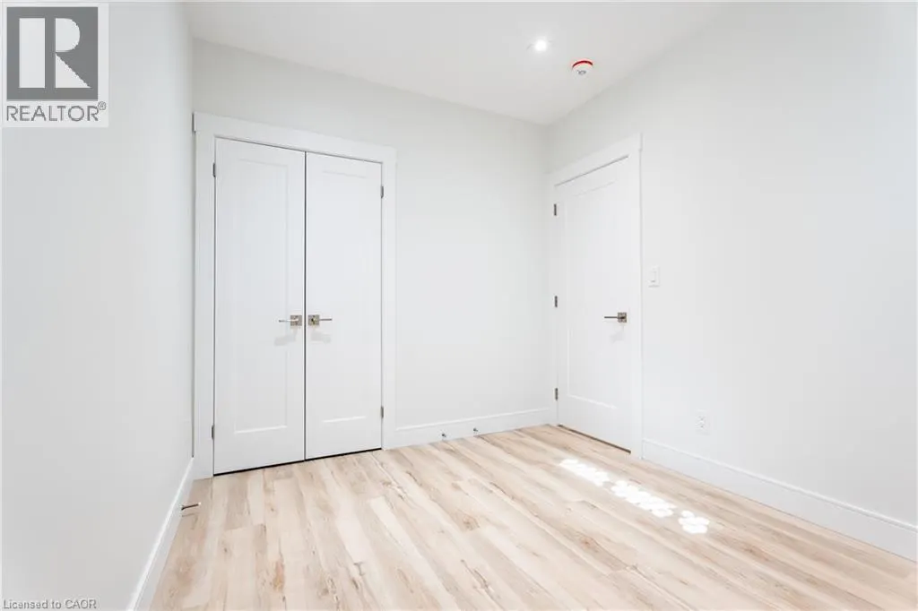 25 SHADYSIDE Avenue Unit# B, #B