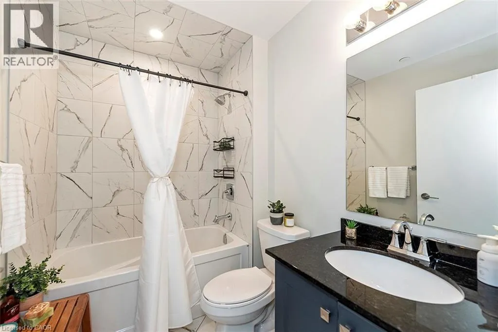 600 NORTH SERVICE ROAD Road Unit# 606, #606
