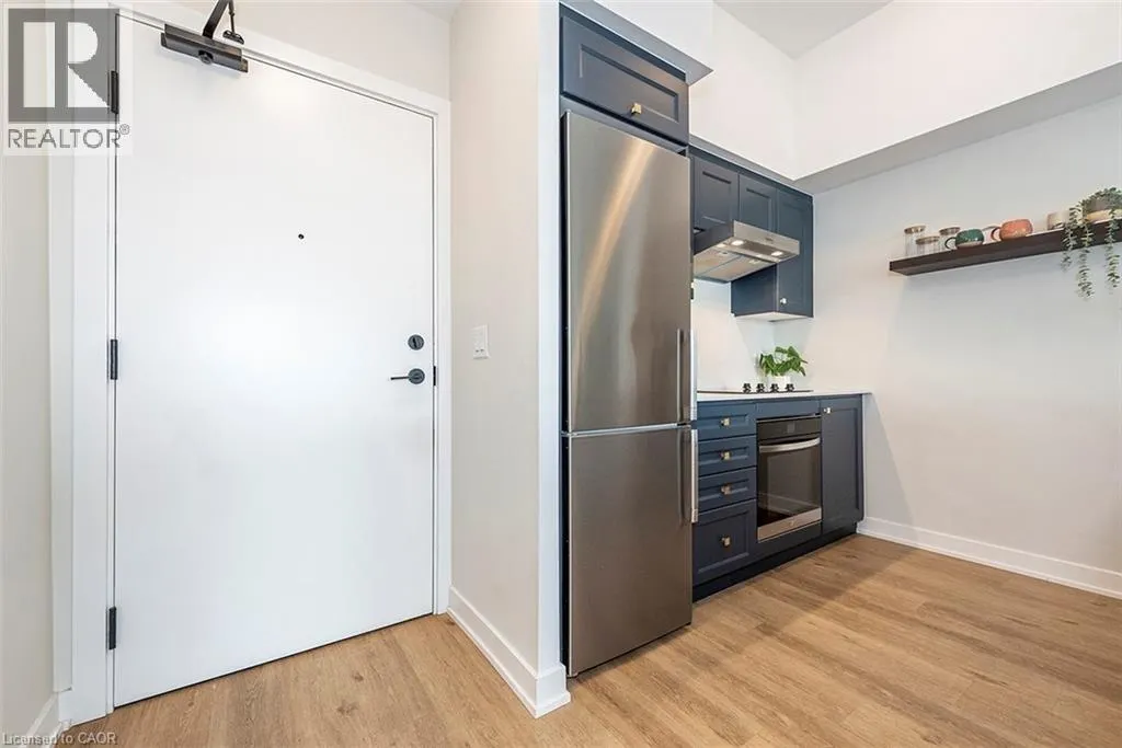 600 NORTH SERVICE ROAD Road Unit# 606, #606