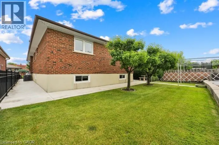 112 LINKDALE Road