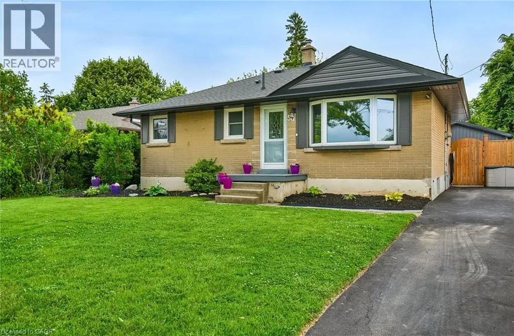 50 SANDALWOOD Avenue