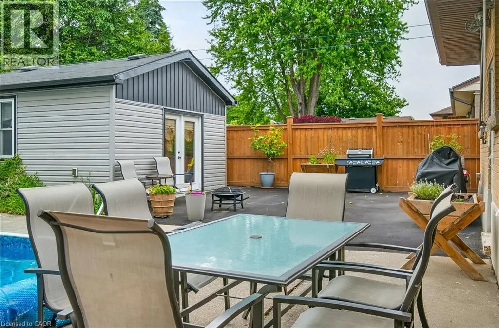 50 SANDALWOOD Avenue