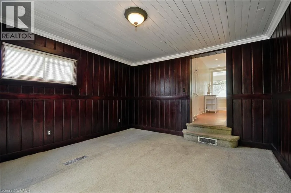 110 GRAND Avenue S