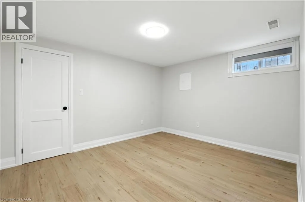 929 UPPER OTTAWA Street Unit# B, #B
