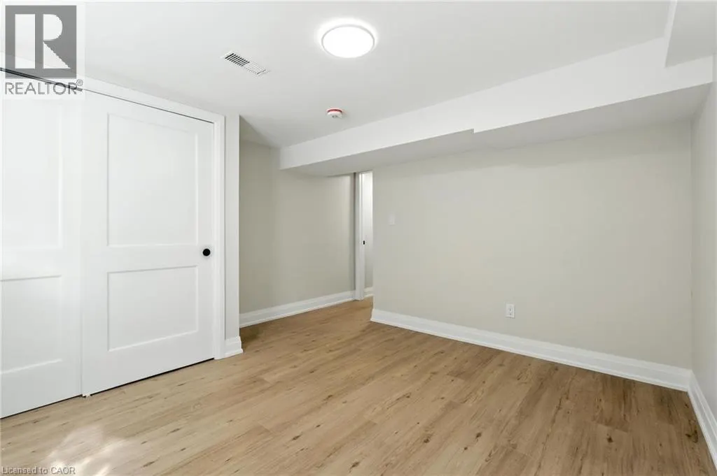 929 UPPER OTTAWA Street Unit# B, #B