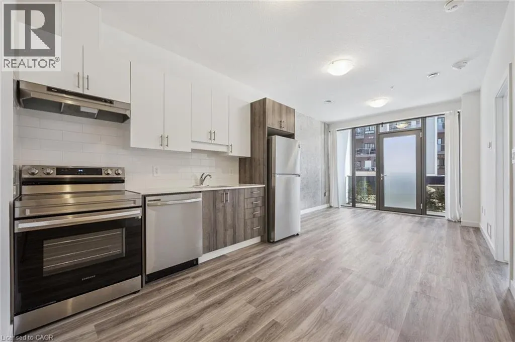 1434 HIGHLAND Road W Unit# 102, #102