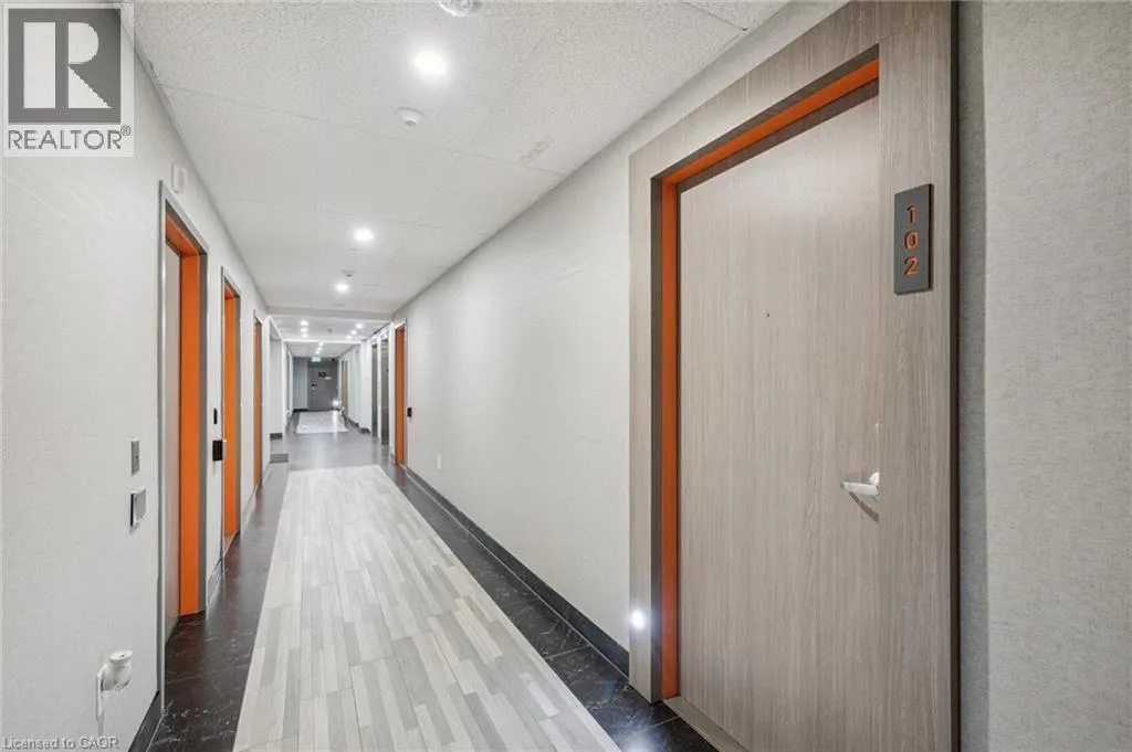 1434 HIGHLAND Road W Unit# 102, #102