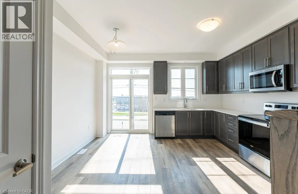 120 COURT Drive Unit# 29, #29