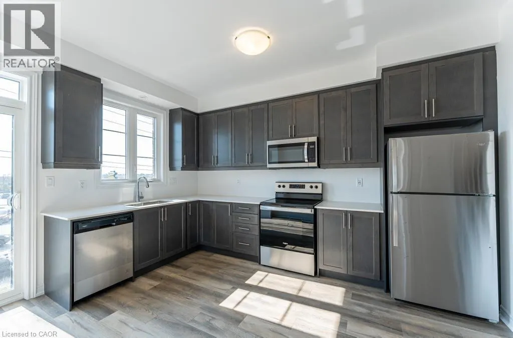 120 COURT Drive Unit# 29, #29