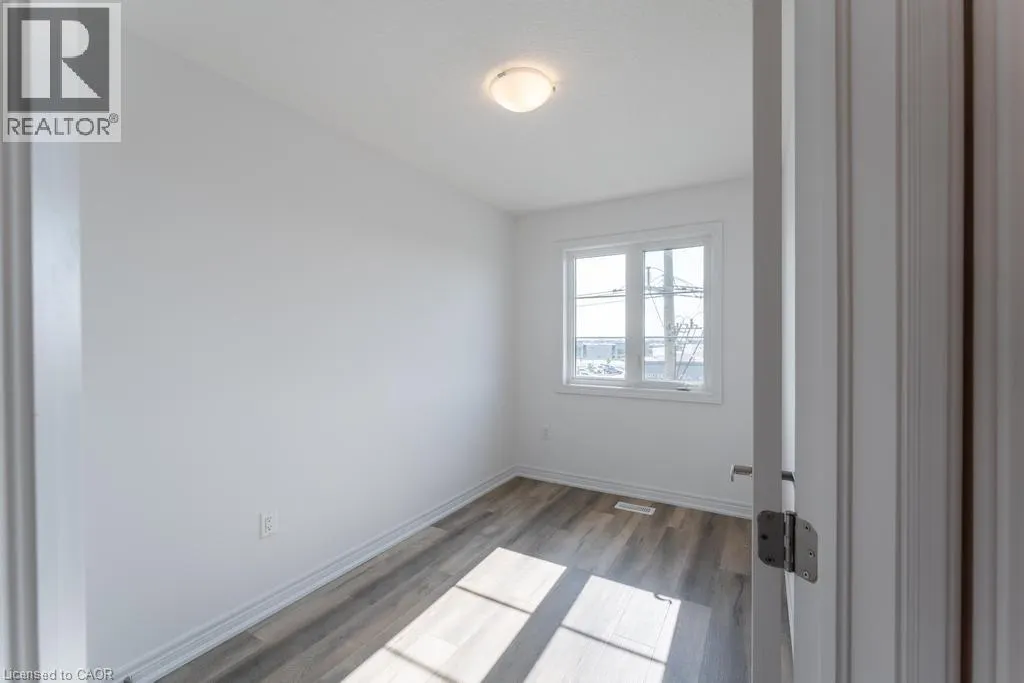 120 COURT Drive Unit# 29, #29