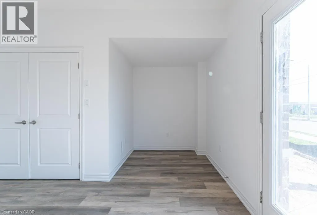 120 COURT Drive Unit# 29, #29