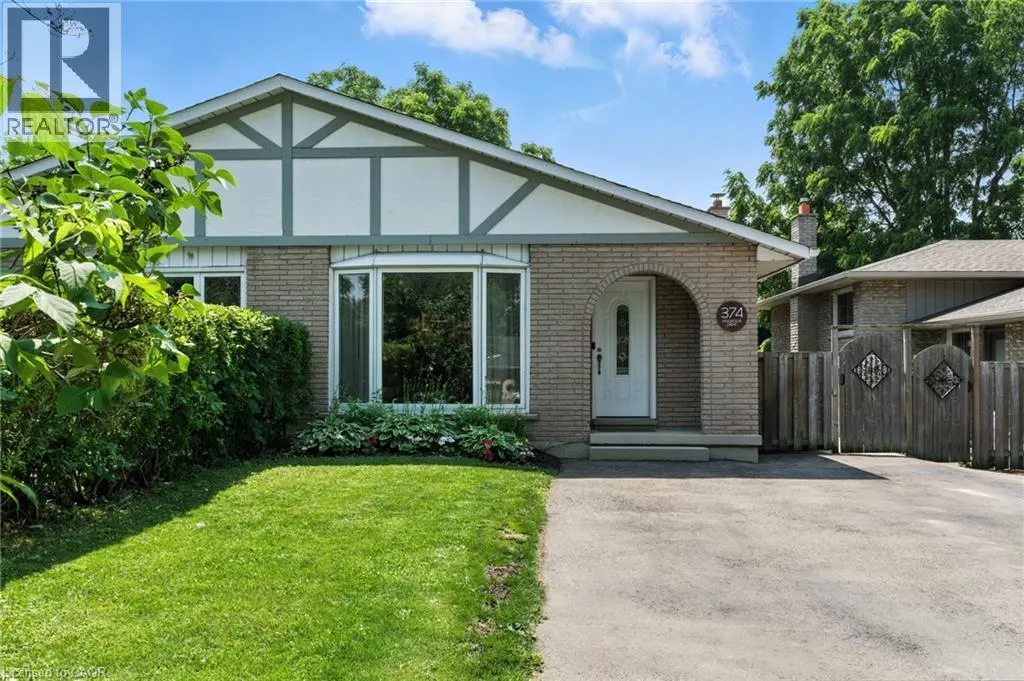 374 MAGNOLIA Drive