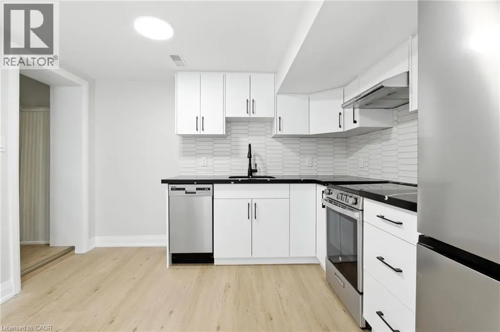 929 UPPER OTTAWA Street Unit# C, #C