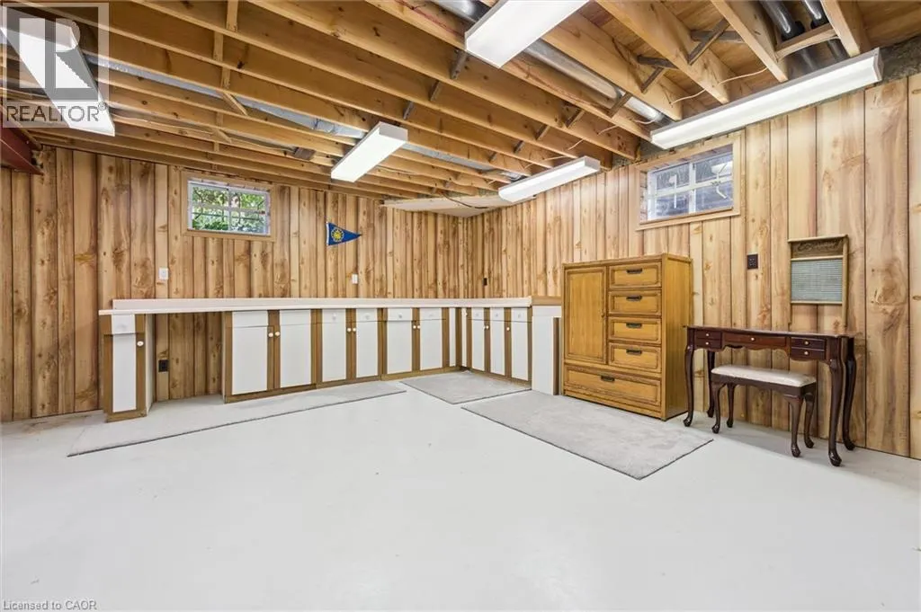 323 AMBERWOOD Drive