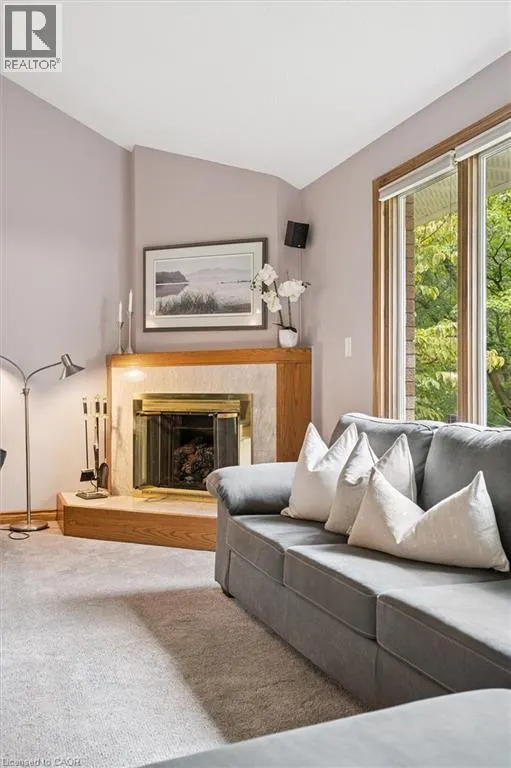 323 AMBERWOOD Drive