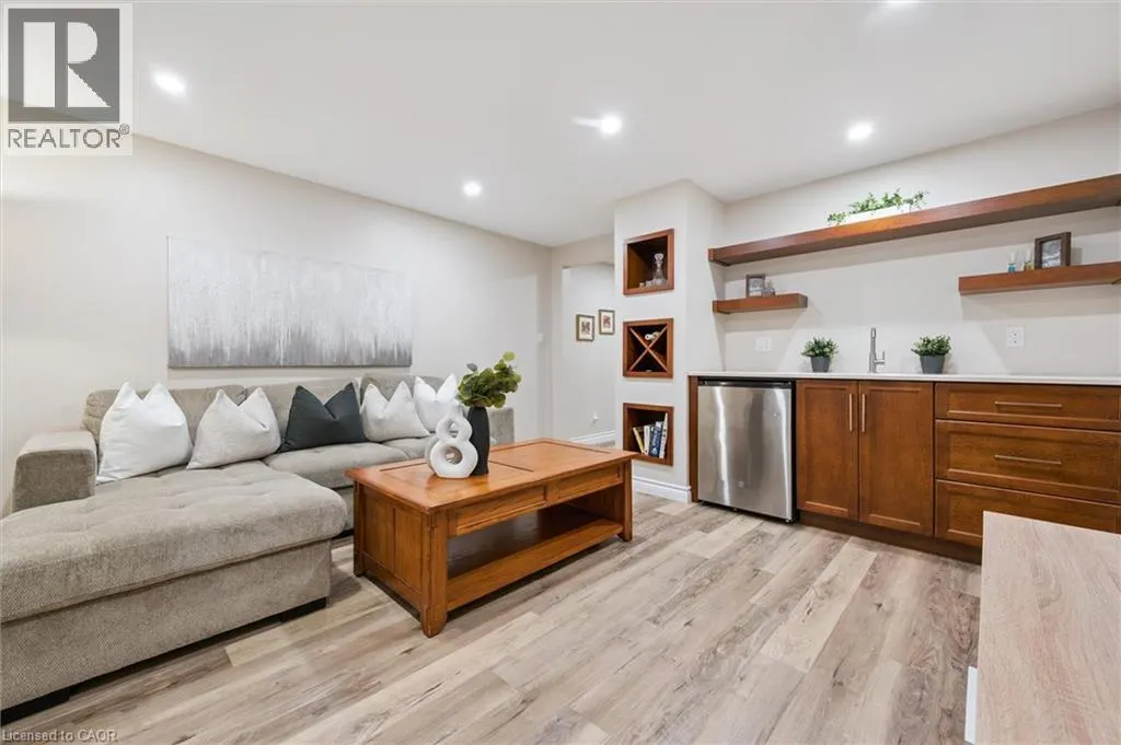 323 AMBERWOOD Drive