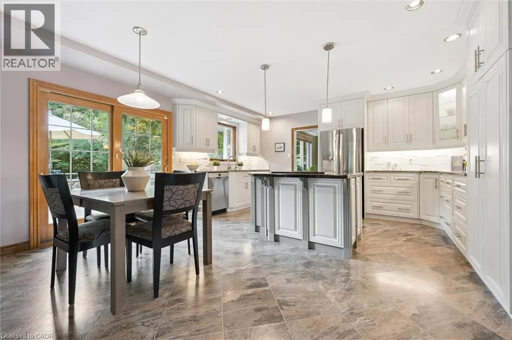 323 AMBERWOOD Drive