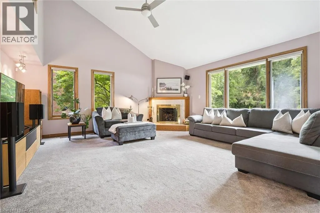 323 AMBERWOOD Drive
