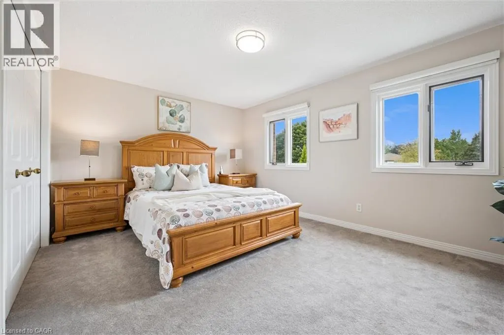 323 AMBERWOOD Drive