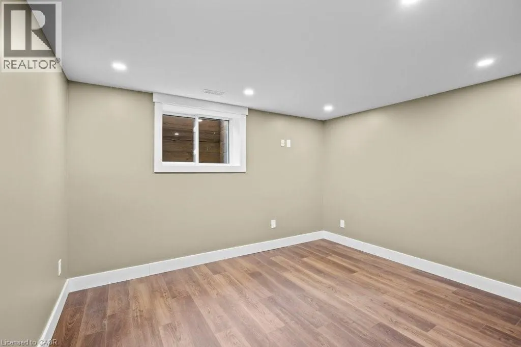 1040 CLYDE Road