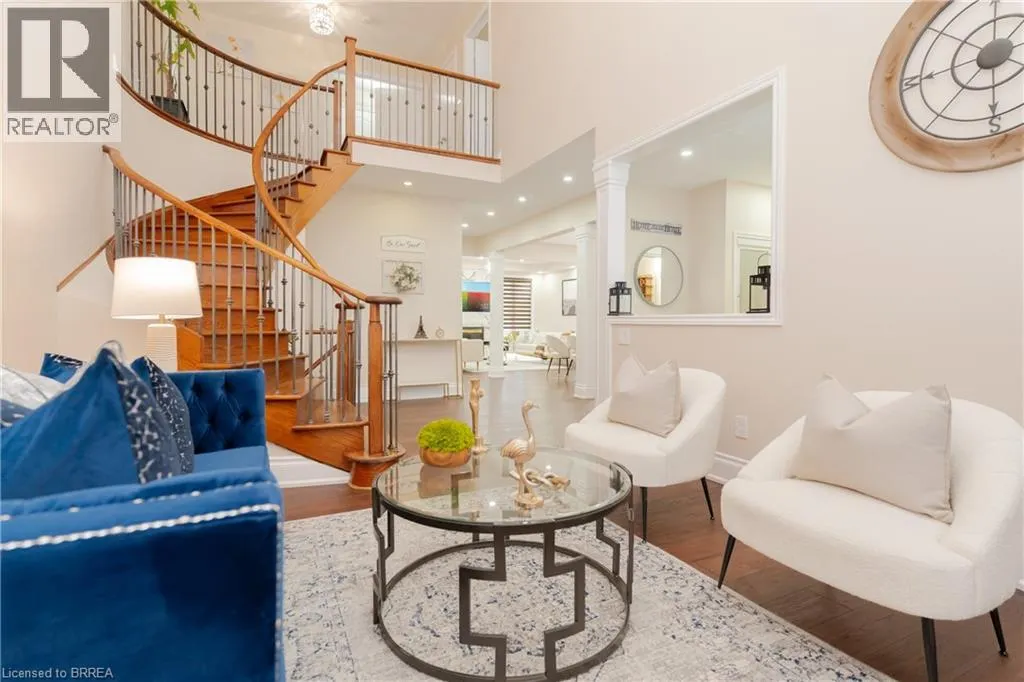 39 HUNTSPOINT Drive