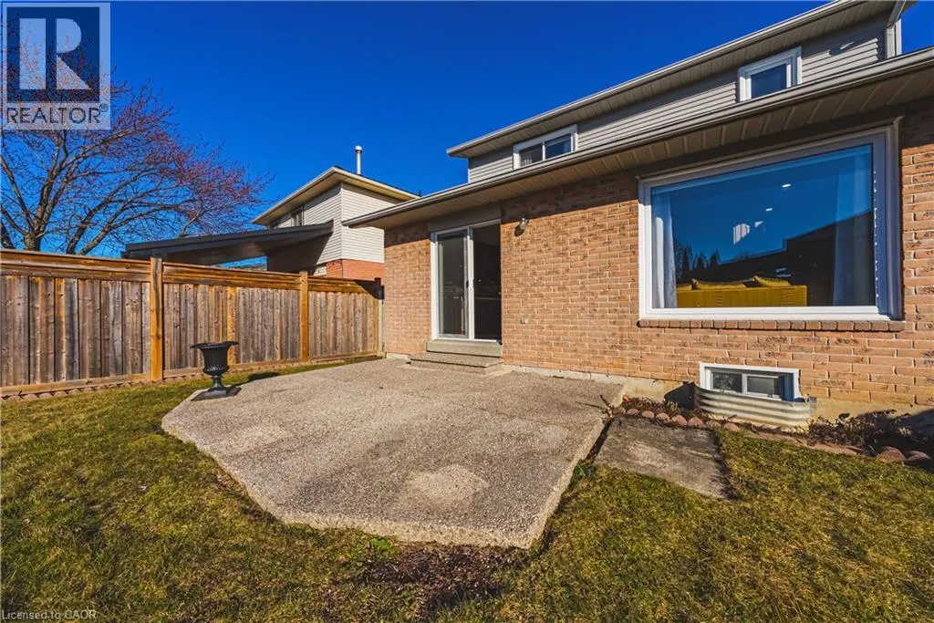 103 BROUGHTON Avenue