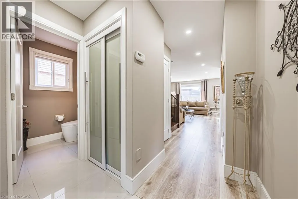 103 BROUGHTON Avenue